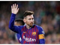 Soccer Football - La Liga Santander - Real Betis v FC Barcelona - Estadio Benito Villamarin, Seville, Spain - March 17, 2019  Barcelona's Lionel Messi celebrates scoring their fourth goal to complete his hat-trick    REUTERS/Marcelo del Pozo