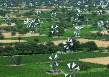 Οι Κρητικοί μύλοι παράγουν κοινωνία.