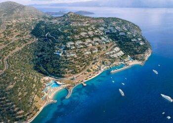 Πράσινο φως για το Elounda Hills: Οικιστικό project 700 εκατ. ευρώ στην Κρήτη