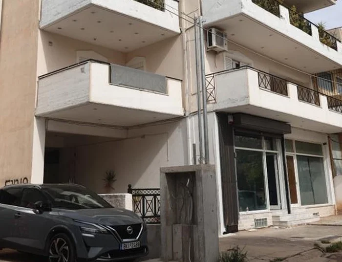 Άνδρας έσπρωξε και σκότωσε την σύζυγο του