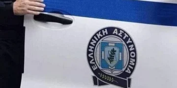 Τρεις αστυνομικοί τραυματίστηκαν σε τροχαίο