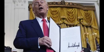 Τραμπ επαναφέρει τον εμπορικό πόλεμο: Απειλεί με δασμούς 50% στην Ε.Ε. από 1η Ιουνίου