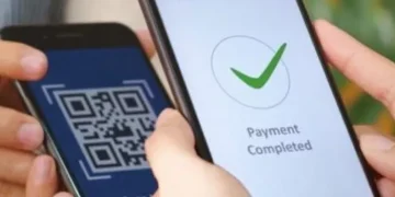 Σκανάρεις και πληρώνεις – Με QR κωδικό οι πληρωμές προς τις επιχειρήσεις μέσω IRIS από 1η Νοεμβρίου