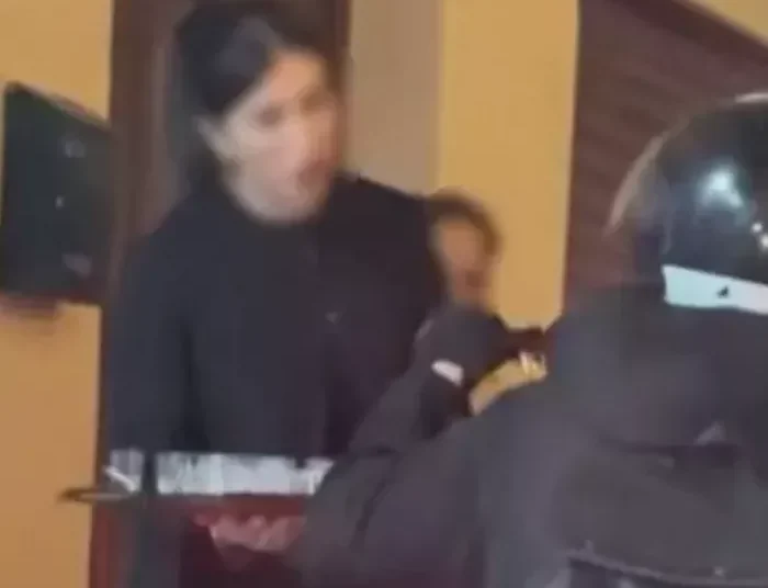 Υπάλληλος κερνούσε ρακές οδηγούς !!!