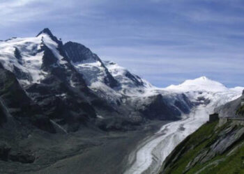 Αυστρία: 36χρονος άφησε τη σύντροφό του να πεθάνει από το κρύο στην κορυφή του ψηλότερου βουνού της χώρας