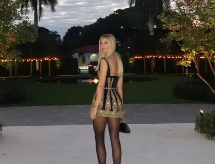 Η Ιβάνκα Τραμπ με το πιο κοντό μίνι φόρεμα ever – Εμπνευσμένο από την ιταλική Αναγέννηση