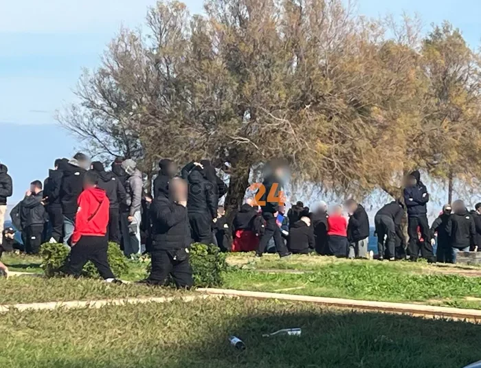 Ένταση στην παραλιακή ανάμεσα σε οπαδούς Ολυμπιακού και ΟΦΗ – Άμεση κινητοποίηση της αστυνομίας (φωτογραφίες)