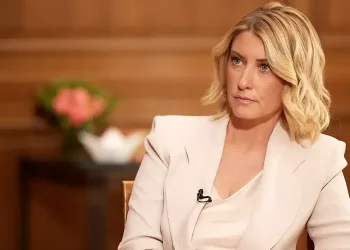 Σία Κοσιώνη: Νοσηλεύεται στην εντατική με πνευμονία