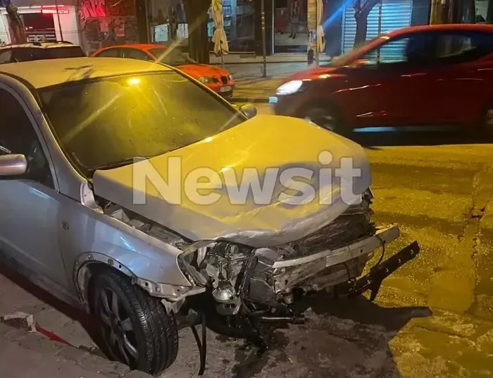 Μεθυσμένη οδηγός έπεσε πάνω σε 15 αυτοκίνητα, περίπτερο και κατέληξε σε κατάστημα