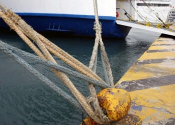 Απαγορευτικό απόπλου από το λιμάνι του Πιεραιά