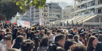 Τραγωδία Τεμπών: «Δικαίωση για τους 57 νεκρούς» στο Ηράκλειο της Κρήτης