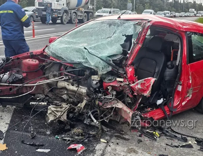 Σοκαριστικό τροχαίο στον ΒΟΑΚ – Μια γυναίκα νεκρή, 3 τραυματίες | Video