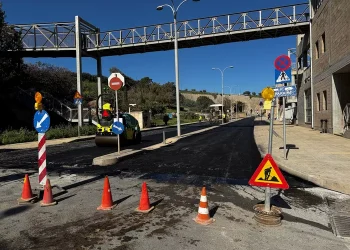 Ανακούφηση : Εβγαλαν τους κυβόλιθους απο την Λ. Πλαστήρα