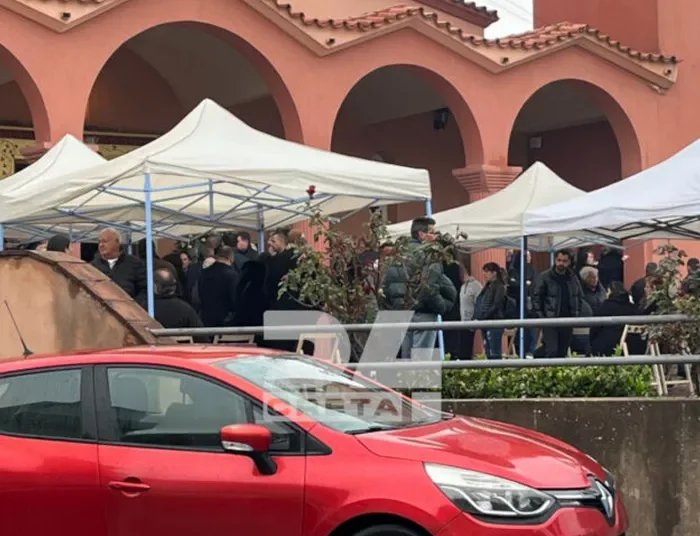 Ελευθερία Γιακουμάκη: «Λύγισαν» όλοι στο τελευταίο αντίο