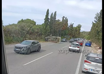 Tροχαίο στην Εθνική – Τούμπαρε όχημα – Video