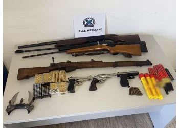 Ηράκλειο: 3 συλλήψεις για όπλα, κροτίδες και φωτοβολίδες