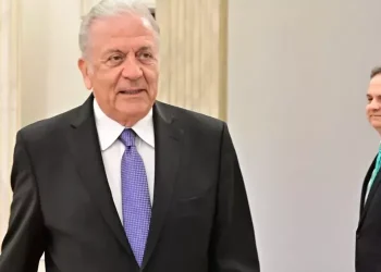 Ευρωπαϊκό ένταλμα σύλληψης για τον Δημήτρη Αβραμόπουλο