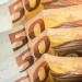 «Ψαλίδι» ζητούν Κομισιόν και ΟΟΣΑ – Στο μικροσκόπιο 1.236 φοροαπαλλαγές που κοστίζουν σχεδόν 23 δισ. ευρώ