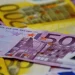 «Ψαλίδι» ζητούν Κομισιόν και ΟΟΣΑ – Στο μικροσκόπιο 1.236 φοροαπαλλαγές που κοστίζουν σχεδόν 23 δισ. ευρώ