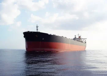 Δεξαμενόπλοια του Ιράν με σχεδόν 5 εκατ. αργού πετρελαίου βγήκαν από την περίμετρο του αποκλεισμού των ΗΠΑ