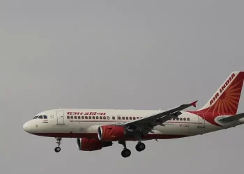 (Βίντεο) Τρόμος σε πτήση της Air India: 12 τραυματίες από τις αναταράξεις