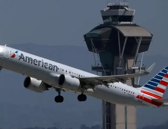 Παραλίγο σύγκρουση αεροπλάνων της American Airways: Πετούσαν με τον ίδιο αριθμό πτήσης