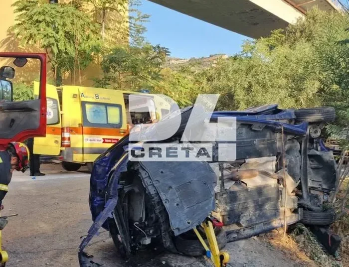 Ηράκλειο: Aυτοκίνητο έπεσε από τη γέφυρα της Παντάνασσας