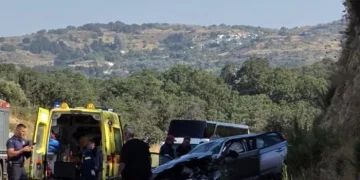 Σύγκρουση δύο οχημάτων στον δρόμο Ρεθύμνου – Αγίας Γαλήνης – Πέντε τραυματίες στο νοσοκομείο