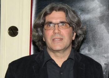 Έφυγε από τη ζωή ο παραγωγός Θάνος Λαμπρόπουλος