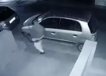 Σύλληψη  40χρονου στο Ηράκλειο: Παρακολουθούσε γυναίκες στα σπίτια τους, βρέθηκαν αρχεία παιδικής πορνογραφίας στον υπολογιστή του
