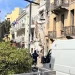 Τραγωδία στην Πλάκα: Νεκρή ανασύρθηκε Αμερικανίδα τουρίστρια από τα συντρίμμια – Συνεχίζεται η μάχη για τους υπόλοιπους 5 αγνοούμενους