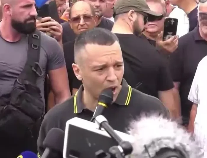 Αποφυλακίστηκε ο Ηλίας Κασιδιάρης – «Βρέθηκε φόρμουλα για την κάθοδό του στις εκλογές»