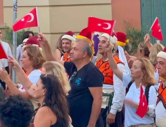 Επιστολή του Μ. Καραμαλάκη για τη διέλευση πομπής με τουρκικές σημαίες στο Ηράκλειο