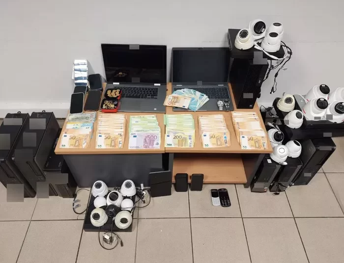 Εξαρθρώθηκε σπείρα που διεξήγαγε παράνομα τυχερά παίγνια και εξαπατούσε τους παίκτες