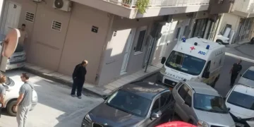 Σύγκρουση οχημάτων στη Θέρισο Ηρακλείου μετά από παραβίαση STOP: Στο νοσοκομείο μία γυναίκα