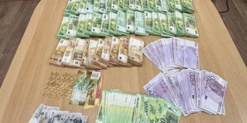 Σκάνδαλο στο μπάσκετ: Φανέλες ομάδων, κινητά και 931.463 ευρώ – Όσα βρήκε η ΕΛ.ΑΣ. στα σπίτια των 6 κατηγορούμενων