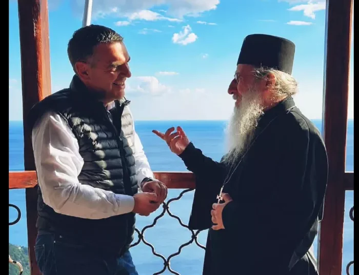 Πυρά Κωνσταντοπούλου κατά Τσίπρα για το Άγιο Όρος: «Η κοινωνία έχει υποστεί αρκετούς θεομπαίχτες – Πήγε να ψάλει;»