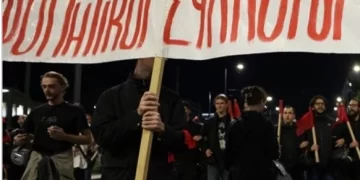 Στους δρόμους εκπαιδευτικοί, υγειονομικοί και φοιτητές – Αλλεπάλληλες συγκεντρώσεις στην πλατεία Ελευθερίας στο Ηράκλειο