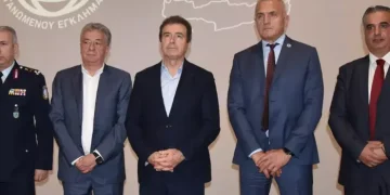 Εγκαίνια για το «Κρητικό FBI» – «Καταπέλτης» Χρυσοχοΐδης για βεντέτες και σασμούς